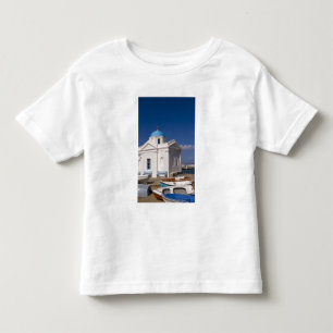 T-shirt Pour Les Tous Petits Église blanche sur la plage près de la mer Égée su