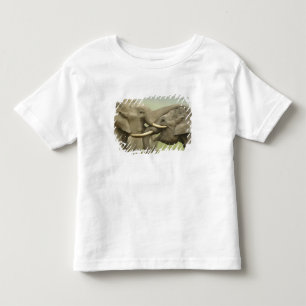 T-shirt Pour Les Tous Petits Éléphants asiatiques indiens qui jouent à se battr