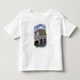 T-shirt Pour Les Tous Petits Europe, France, Chambord. Un pont de pierre mène