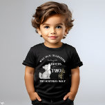 T-shirt Pour Les Tous Petits Fête d'anniversaire sur le thème du petit loup imp<br><div class="desc">Petit loup thème fête d'anniversaire monogramme imprimé chemise d'anniversaire modèle,  mignonette chienne de loup</div>