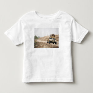 T-shirt Pour Les Tous Petits Humvee conduit la sécurité