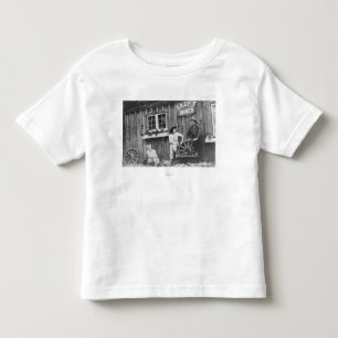 T-shirt Pour Les Tous Petits Invités en dehors d'un bâtiment paresseux de ran