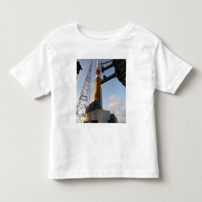 T-shirt Pour Les Tous Petits La fusée Delta IV (Devant)