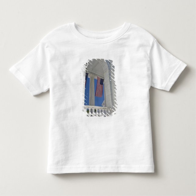 T-shirt Pour Les Tous Petits Les Etats-Unis, VA, Arlington. Des drapeaux (Devant)