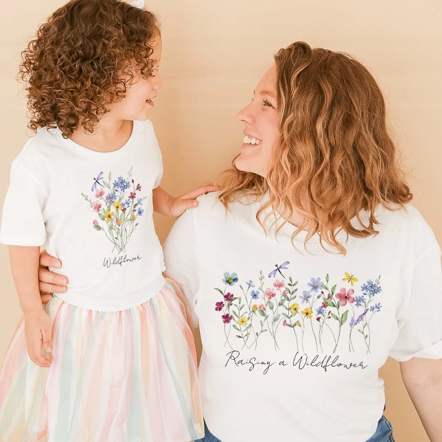 T-shirt Pour Les Tous Petits Levée d'un Fleur sauvage | Mère fille jumelée (Créateur téléchargé)