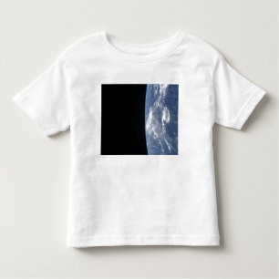 T-shirt Pour Les Tous Petits L'horizon terrestre et la noirceur de l'espace 2
