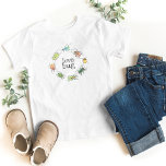 T-shirt Pour Les Tous Petits Love Bug Beetles Girls<br><div class="desc">Aimez les insectes ! Aquarelles originales de différents types de coléoptères avec des couleurs et des coeurs vibrants! Chemise de la Saint Valentin parfaite,  surtout pour les petites filles qui aiment les insectes !</div>