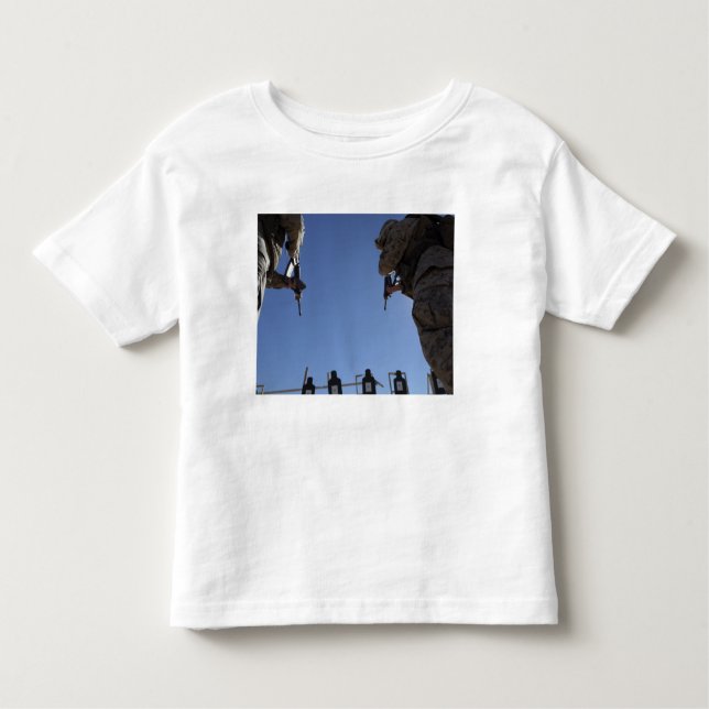 T-shirt Pour Les Tous Petits Marines change de magazines en plein feu (Devant)