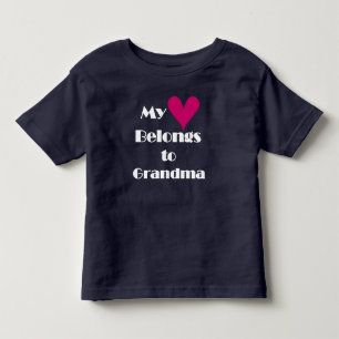 T-shirt Pour Les Tous Petits Mon coeur appartient à grand-mère