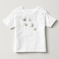 Papillons bleus et crème en vol