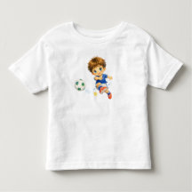 Petit footballeur tirant au but