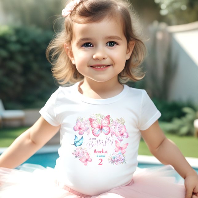 T-shirt Pour Les Tous Petits Petit Papillon rose Floral Nom d'été Anniversaire (Little Butterfly Pink Floral Summer Name Birthday Toddler T-shirt)