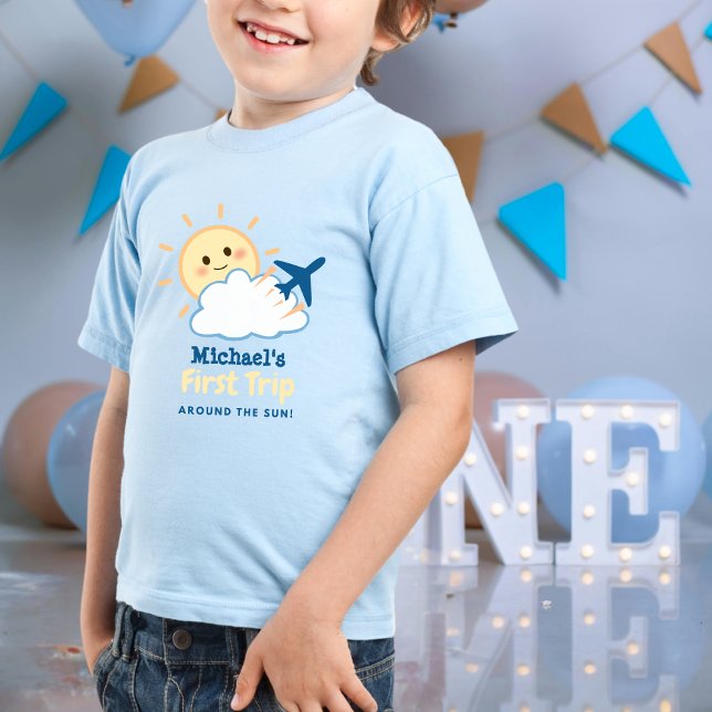 T-shirt Pour Les Tous Petits Premier anniversaire Boy Whimsical Avion Soleil &  (Créateur téléchargé)