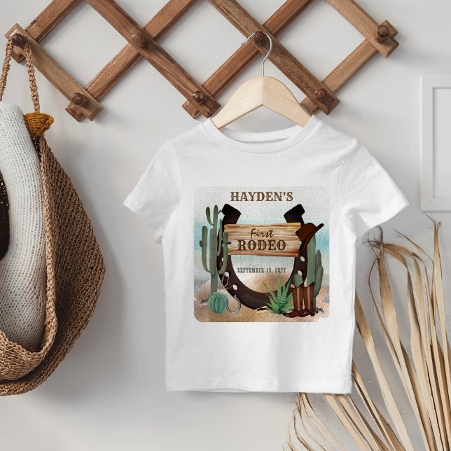 T-shirt Pour Les Tous Petits Premier Rodeo Cowboy Western Boy 1ère fête d'anniv (Boy's Rustic Western "First Rodeo" 1st Birthday Party T-Shirt for Baby | Toddler)