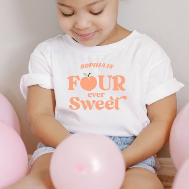 T-shirt Pour Les Tous Petits Quatre Forever Sweet Peach Fruit 4ème Fête d'anniv (Créateur téléchargé)