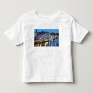 T-shirt Pour Les Tous Petits Restaurants le long de la rivière l'Hérault. L'Hér