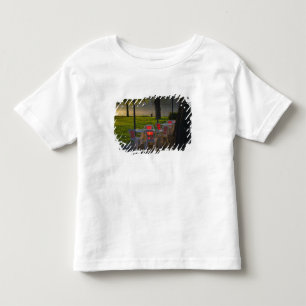 T-shirt Pour Les Tous Petits Table à manger et chaises au bord du Danube,
