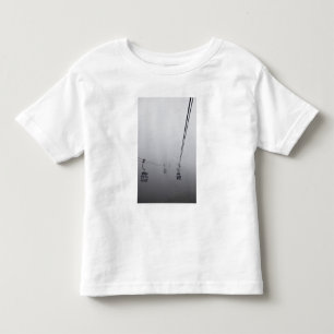 T-shirt Pour Les Tous Petits Téléphérique de Ngong Ping dans un brouillard 