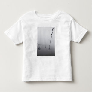 T-shirt Pour Les Tous Petits Téléphérique de Ngong Ping dans un brouillard épai