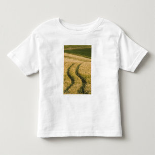 T-shirt Pour Les Tous Petits Tracteurs à travers le blé, Toscane, Italie