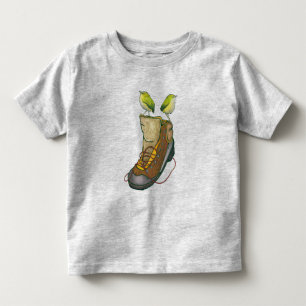 T-shirt Pour Les Tous Petits Tuke en métal sur une botte de randonnée