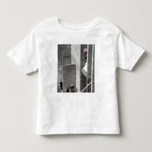T-shirt Pour Les Tous Petits Un agresseur marin et de rôle-playing d'ennemi