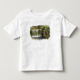 T-shirt Pour Les Tous Petits Un courant et une cascade en parc national de