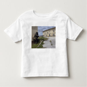 T-shirt Pour Les Tous Petits Un Marine assure la sécurité