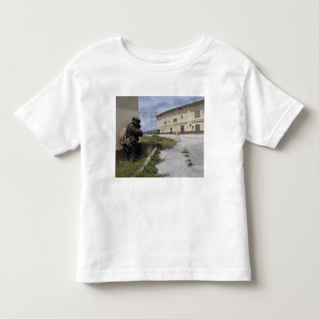T-shirt Pour Les Tous Petits Un Marine assure la sécurité (Devant)