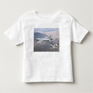 T-shirt Pour Les Tous Petits Un Raptor F-22 reçoit du carburant d'un KC-135