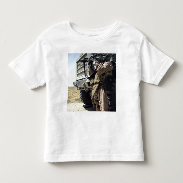 T-shirt Pour Les Tous Petits Un soldat assure la sécurité des Marines (Devant)