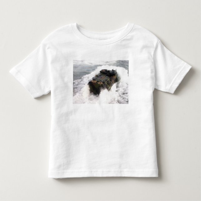 T-shirt Pour Les Tous Petits Un véhicule d'assaut amphibie 2 (Devant)