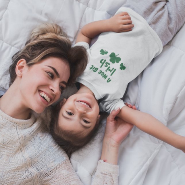 T-shirt Pour Les Tous Petits Un Weit Un Peu Irlandais (Créateur téléchargé)
