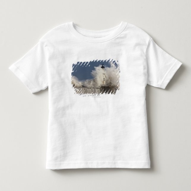 T-shirt Pour Les Tous Petits Vagues se brisant contre un phare (Devant)