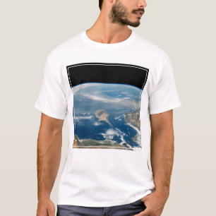 T-shirt Poussière Sur La Mer Méditerranée Et L'Île Chypre