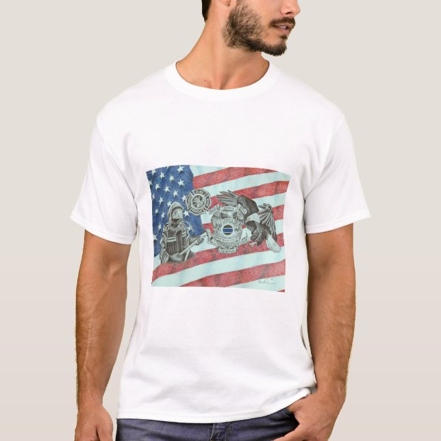 T-shirt Premier répondeur patriotique (Devant)