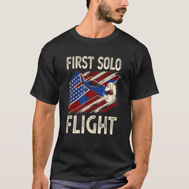 T-shirt Premier vol pilote d'avion solo (Devant)
