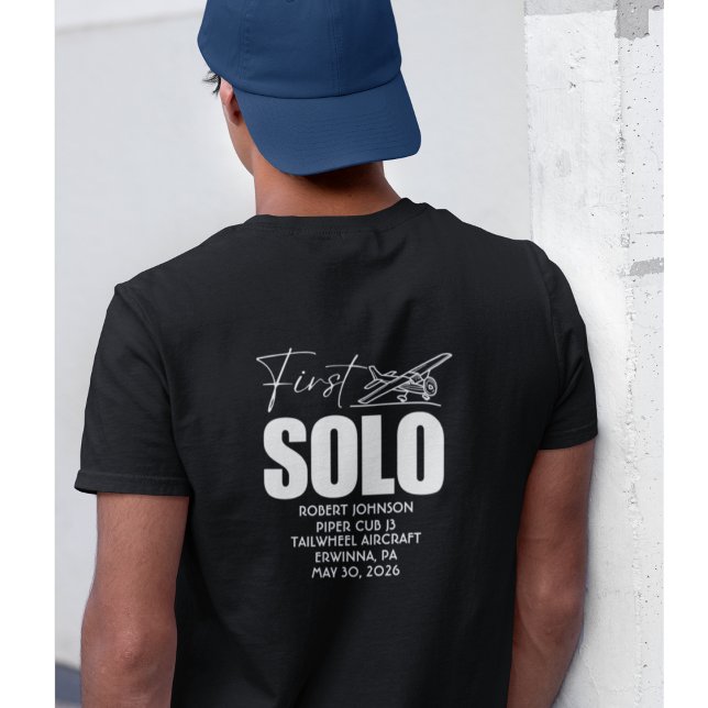 T-shirt Premier vol solo personnalisé | PILOTE | Avion (Créateur téléchargé)