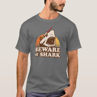 T-shirt Prenez garde des requins avec des rayons laser De