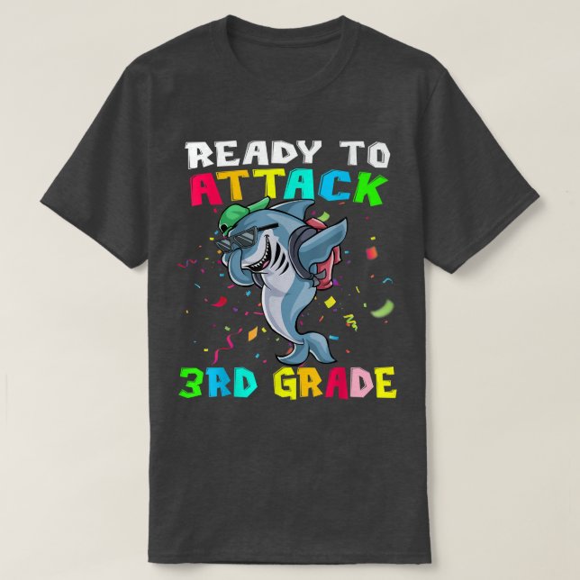 T-shirt Prêt À Attaquer Le Requin De 3E Année À L'École670 (Design devant)