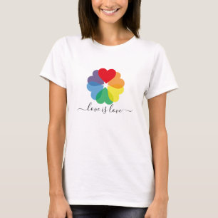 T-shirt Pride Coeurs arc-en-ciel