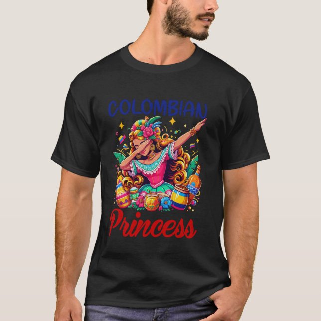 T-shirt Princesse colombienne faisant le dab avec le drape (Devant)