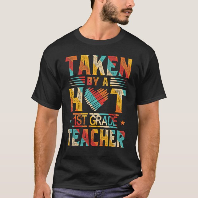 T-shirt Pris Par Un Mari D'Enseignant De Première Année Ch (Devant)