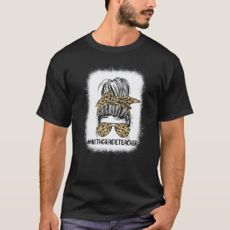 T-shirt Professeur de 10e année Léopard Chignon Désordonné