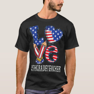 T-shirt Professeur de 7e année Amour Drapeau américain Feu