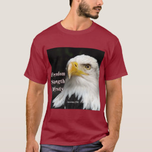 T-shirt Profil de l'aigle à tête sur l'arrière - plan noir