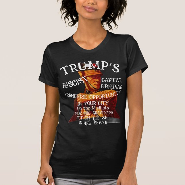 T-shirt Programme de reproduction des épouses soumises de  (Devant)