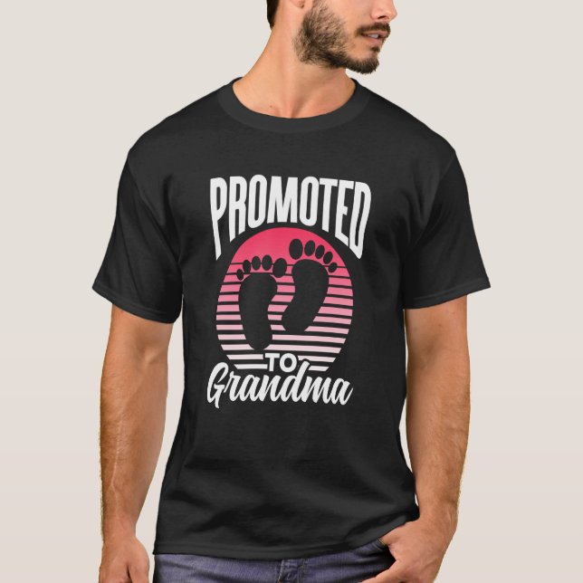 T-shirt Promoted To Grandma Pregnant First Time Grandparen (Devant)
