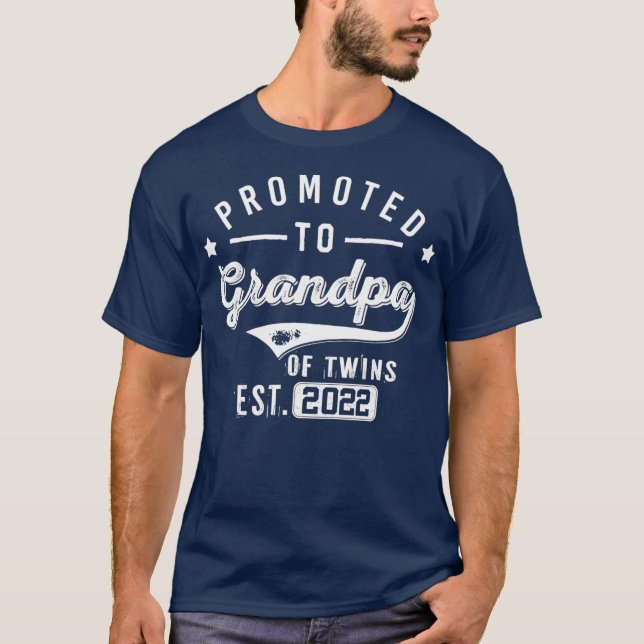T-shirt Promoted To Grandpa Of Twins Est 2022 Twin Baby (Devant)