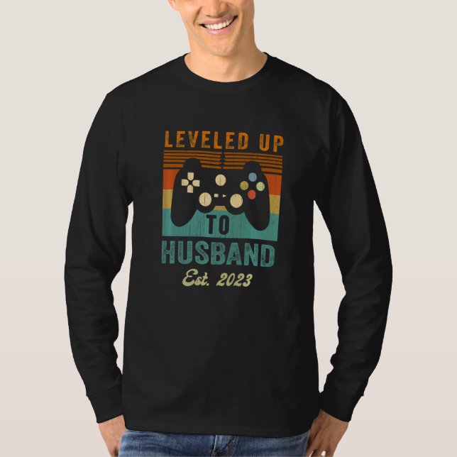 T-shirt promoted to Husband 2023  Leveled up to Husband (Devant)